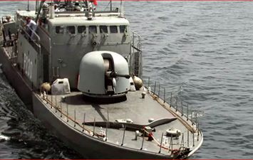 سفينة حربية ايرانية في الخليج