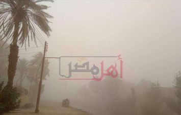 عواصف ترابية تجتاح محافظة الأقصر 