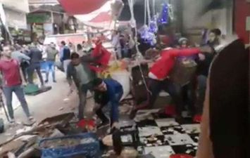 مشاجرة بالأسلحة البيضاء داخل سوق بالإسكندرية