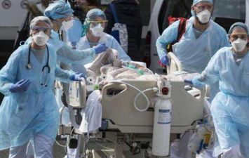 منى مينا تستعرض إصابات كورونا بالفريق الطبي: 47 بمستشفى المطرية و41 في أحمد ماهر