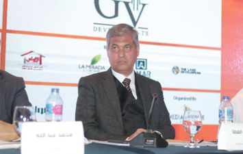 هشام أبو العطا، رئيس مجلس إدارة الشركة القابضة للتشييد والتعمير