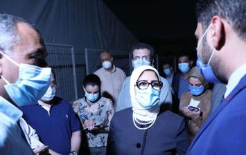 وزيرة الصحة تتفقد مستشفيي حميات وصدر العباسية