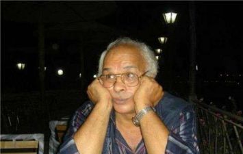 وفاة الكاتب محمود الطوخي