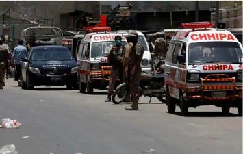 4 قتلى بينهم جنديان في 3 انفجارات متتالية في باكستان