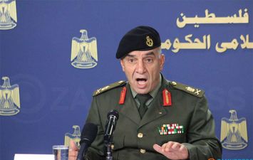 الناطق باسم الأجهزة الأمنية الفلسطينية اللواء عدنان الضميري
