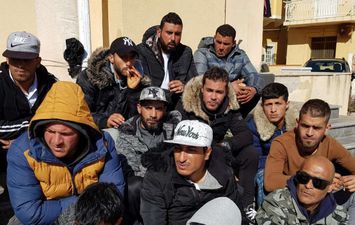 انتهاكات ضد مهاجرين تونسيين