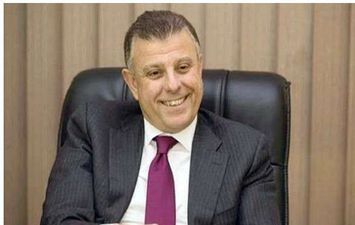 رئيس جامعة عين شمس 