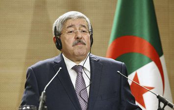 رئيس وزراء الجزائر الأسبق