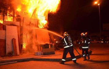 السيطرة على حريق بجوار كلية الزراعة في الجيزة دون إصابات