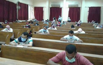 امتحانات جامعة الفيوم