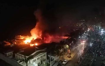 حريق هائل في ورش تصنيع السفن بالإسكندرية