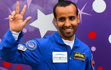 رائد الفضاء الإماراتي، هزاع المنصوري (Sputnik )