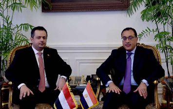 مدبولي يؤكد موقف مصر الثابت من دعم الحكومة الشرعية في اليمن 