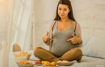 أطعمة يجب تجنبها أثناء الحمل
