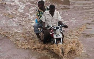 ارتفاع مناسيب النيل والمياه تغمر أحياء كاملة في السودان
