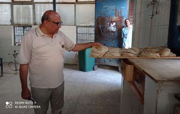 وكيل وزارة التموين بالإسكندرية يتابع تطبيق منظومة الخبز الجديدة