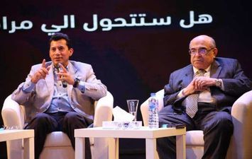 حوار وزير الشباب والرياضة مع مصطفى الفقي