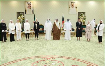 قاضيات يؤدين اليمين للعمل في محاكم الكويت