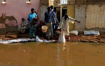 قرى ومدن سودانية تغرق في الفيضان