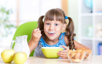 وجبة الإفطار مهمة لطفلك قبل الذهاب إلى المدرسة