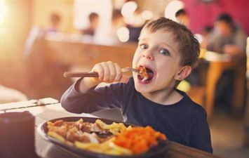 كيف تجهزين غداء صحي للطفل مع بداية الدراسة