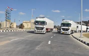 قافلة إنسانية