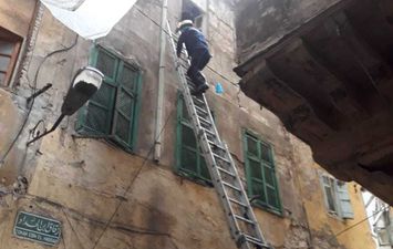  عقار منهار 