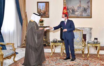 السيسي يستقبل وزير الخارجية الكويتي 