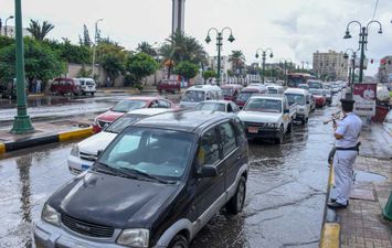 كسح مياه الأمطار بالإسكندرية
