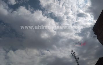 غيوم بسماء الأقصر 