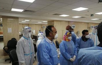 نائب محافظ المنيا يتابع الخدمة الطبية بمستشفى عزل ملوي