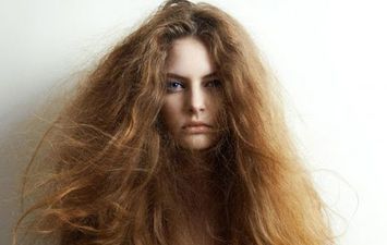 علاج جفاف الشعر والتجاعيد