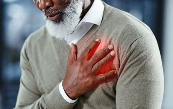 عوامل الخطر المرتبطة بمرض القلب عند كبار السن وكيفية السيطرة عليها