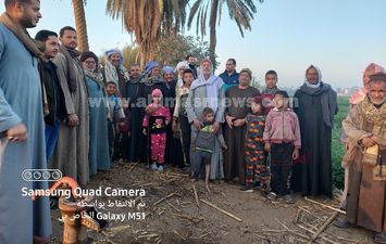 تشريد 65 أسرة بـ 3 قرى في المنيا من أراضيهم وحرمانهم من الأسمدة الزراعية