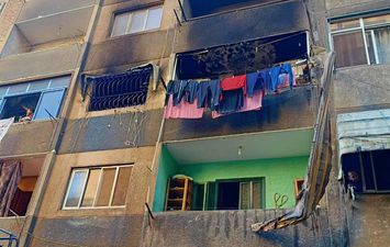 صورة لحريق شقة بالمرج أدى إلى وفاة 5 أشخاص من أسرة واحدة 