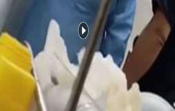 صورة ممرضة تبكي بعد وفاة مرضى كورونا بمستشفى الحسينية تهز مواقع التواصل