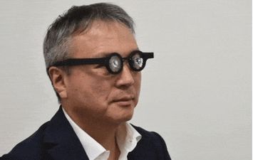 نظارات ذكية لعلاج قصر النظر