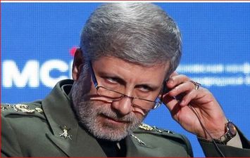 وزير الدفاع الايراني