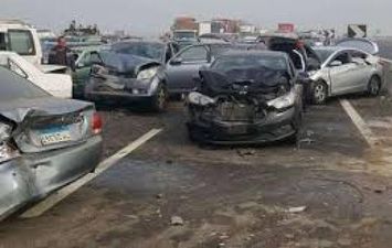 وفاة شخصين في تصادم 6 سيارات بمطروح 