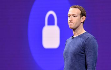 فيسبوك يمنع تداول معلومات بخصوص كورونا