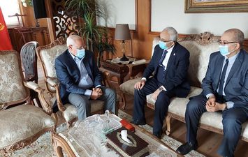 محافظ بورسعيد  يستقبل نائب وزير التعليم لمتابعة مستجدات العملية التعليمية