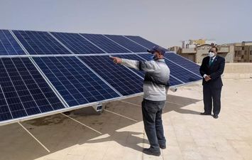 تركيب محطة لتوليد الكهرباء بالطاقة الشمسية بجامعة بنى سويف التكنولوجية 