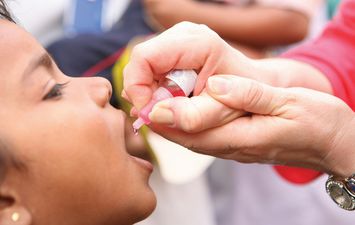 تطعيم شلل الأطفال 