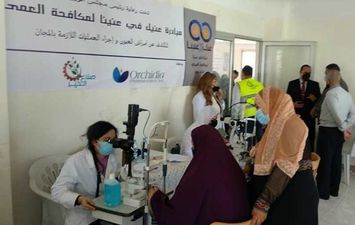 توقيع الكشف الطبى على ٦٠٠ من أهالى قرى الجنوب ببورسعيد