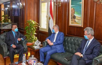 محافظ الإسكندرية يستقبل سفير دولة اليونان بالقاهرة للتعارف و توطيد العلاقات بين الجانبين. 
