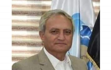 د.إبراهيم خالد رئيس مجلس إدارة شركة مياه الشرب والصرف الصحي بمطروح