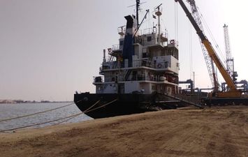  اقتصادية قناة السويس : 24  سفينة إجمالى الحركة الملاحية بموانئ بورسعيد 