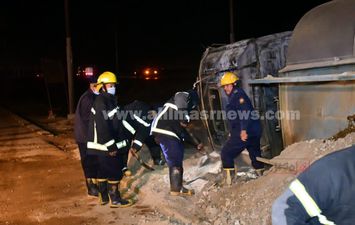 الدفاع المدني بموقع الحادث