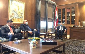 سامح شكري يلتقي رئيس مجلس النواب اللبناني