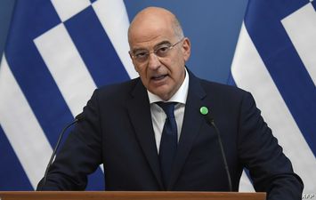 وزير الخارجية اليوناني: حل الخلافات مع تركيا ليس مستحيلا